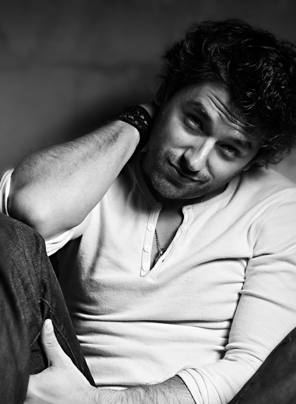 Фото - Марк Ганиме: 586x800 / 78 Кб