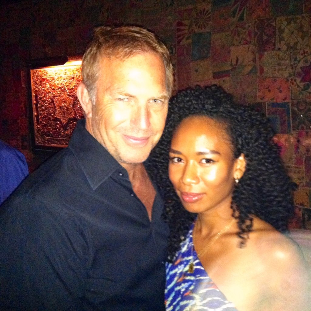 Фото - Джейнлин Хэйес: 1025x1024 / 191 Кб