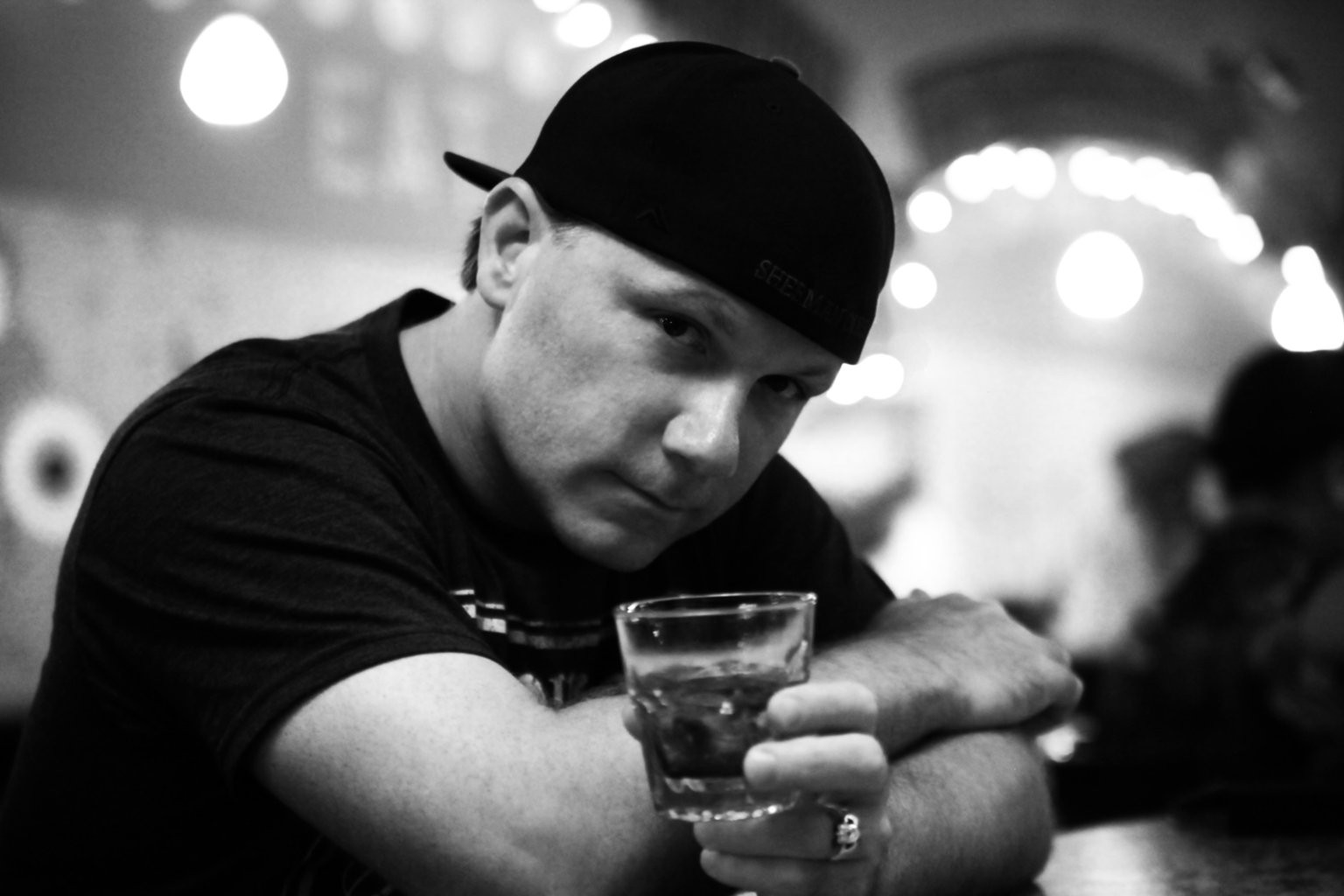 Фото - Мик Бетанкур: 1536x1024 / 120 Кб