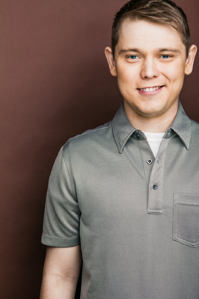 Фото - Джонатан Майкл Траутмэнн: 683x1024 / 149 Кб