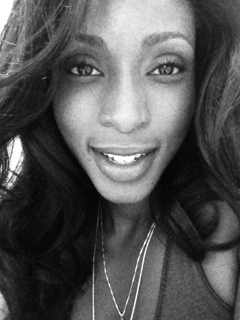 Фото - Лиза Берри: 480x640 / 58 Кб