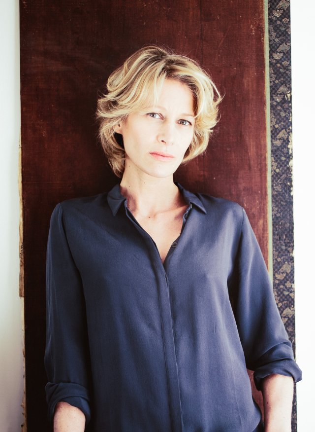 Фото - Астрид Ветналл: 640x876 / 89 Кб