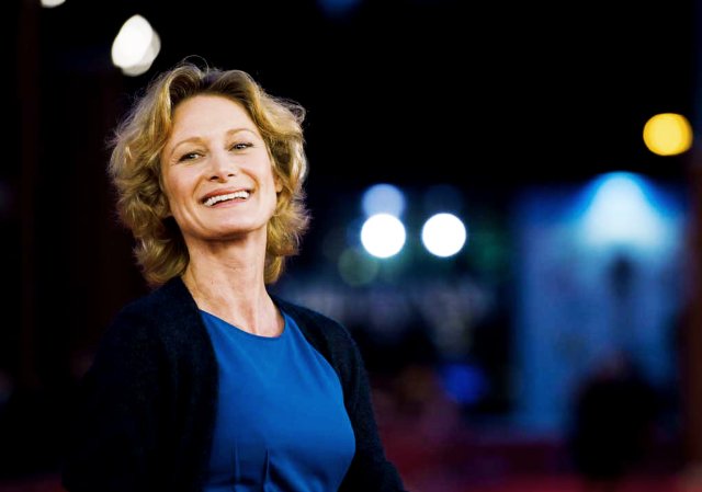 Фото - Астрид Ветналл: 640x449 / 30 Кб