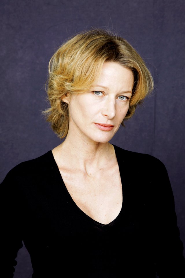 Фото - Астрид Ветналл: 640x960 / 59 Кб