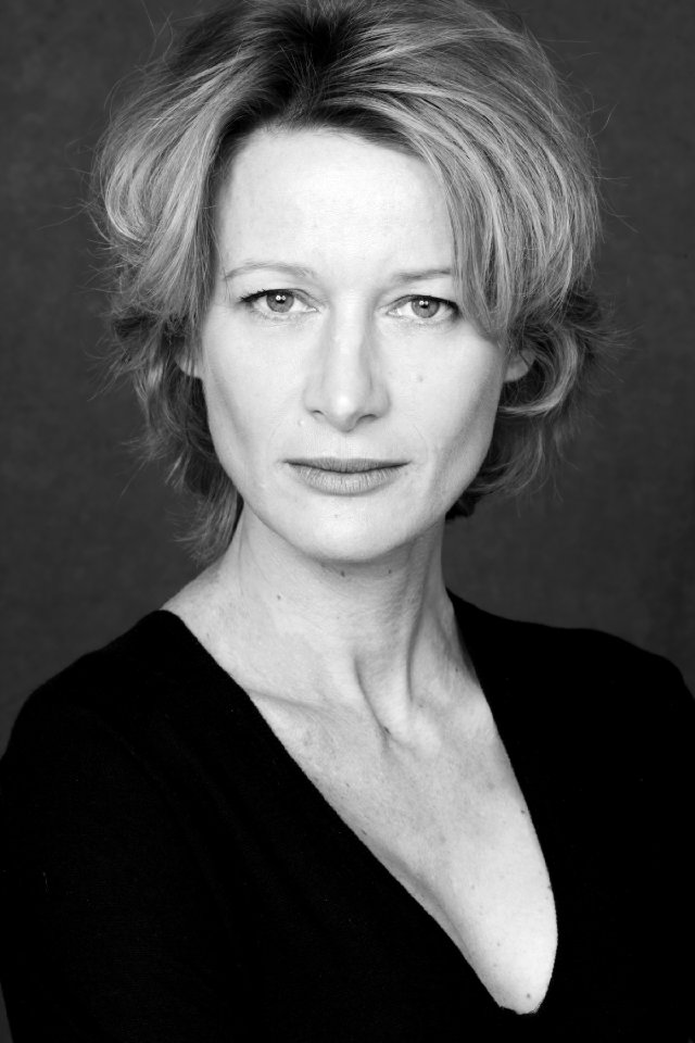 Фото - Астрид Ветналл: 640x960 / 71 Кб