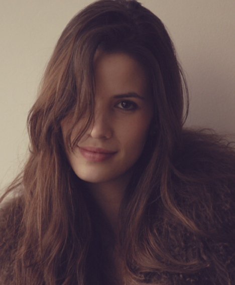 Фото - Лаура Лондоño: 468x568 / 29 Кб