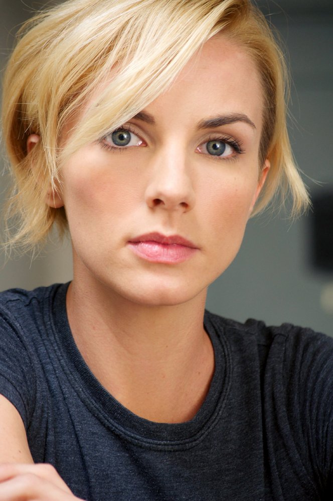 Фото - Эмбер Боллинджер: 664x1000 / 108 Кб