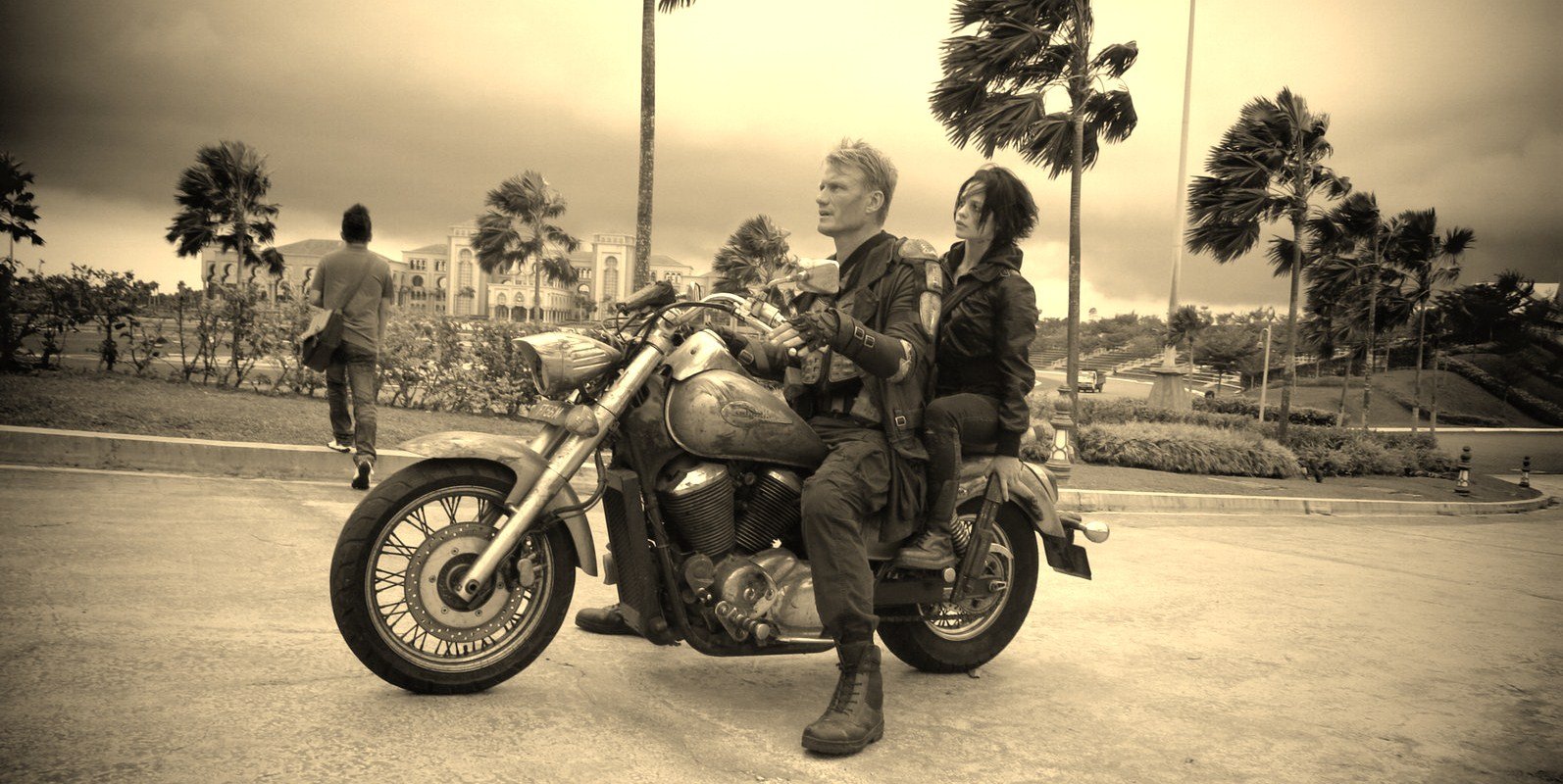 Фото - Мелани Занетти: 1594x800 / 283 Кб