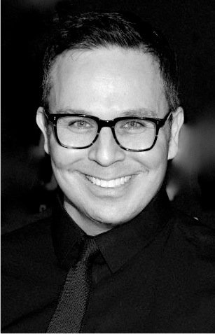 Фото - Ивэн Чарнов: 307x477 / 26 Кб