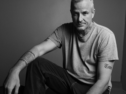 Фото - Ник Кассаветис: 500x376 / 51.5 Кб