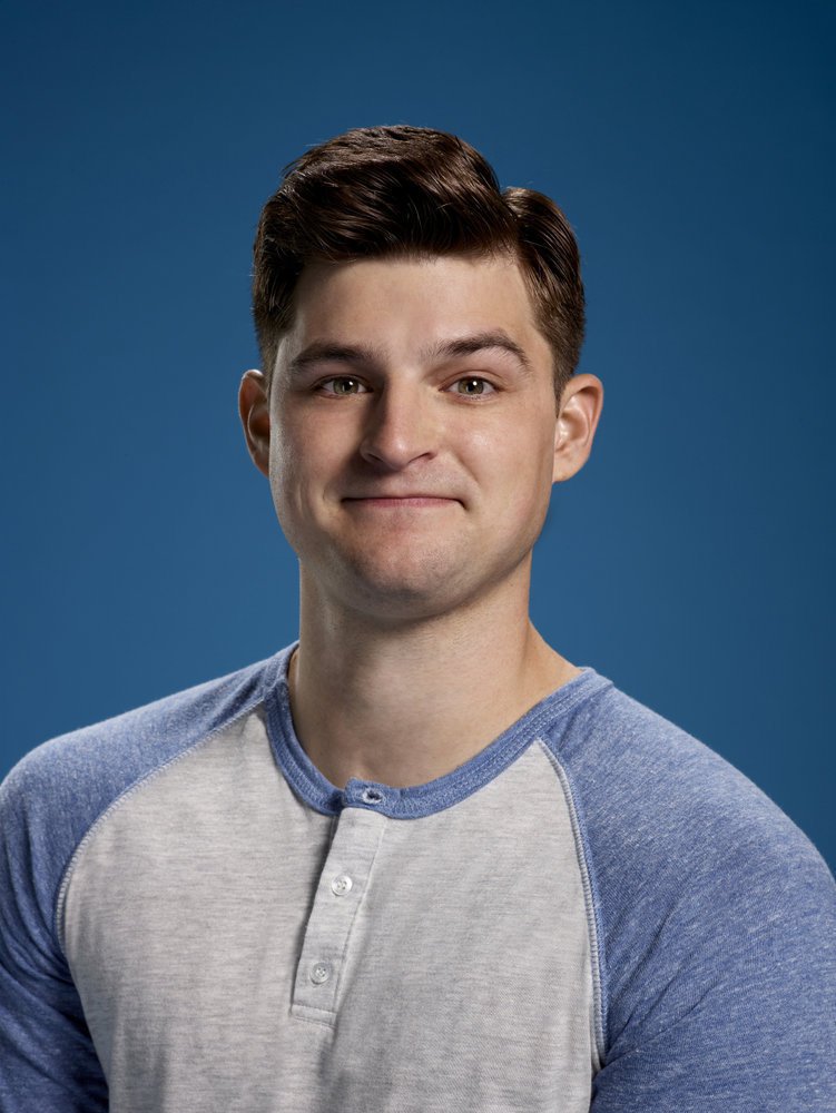 Фото - Кевин Бигли: 751x1000 / 99 Кб