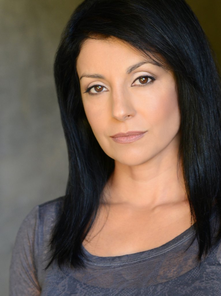 Фото - Париза Джонстон: 766x1024 / 85 Кб