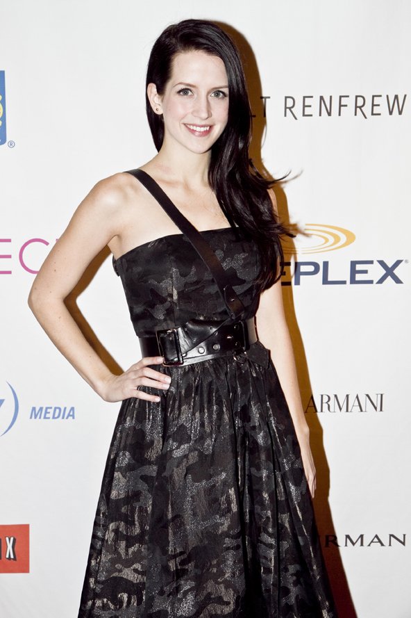 Фото - Кимберли-Сью Мюррэй: 592x889 / 87 Кб