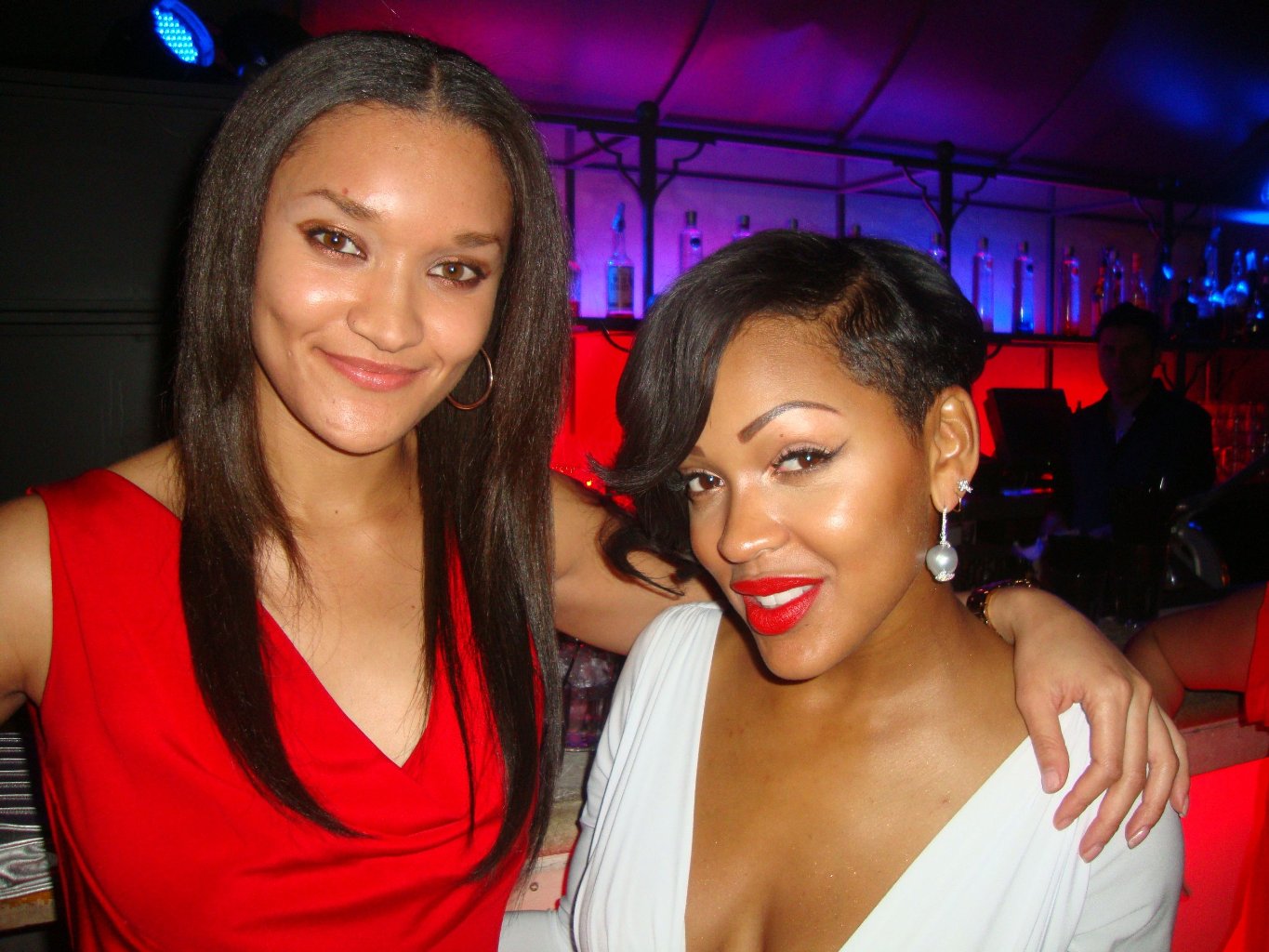 Фото - Эталвия Кэшин: 1365x1024 / 207 Кб