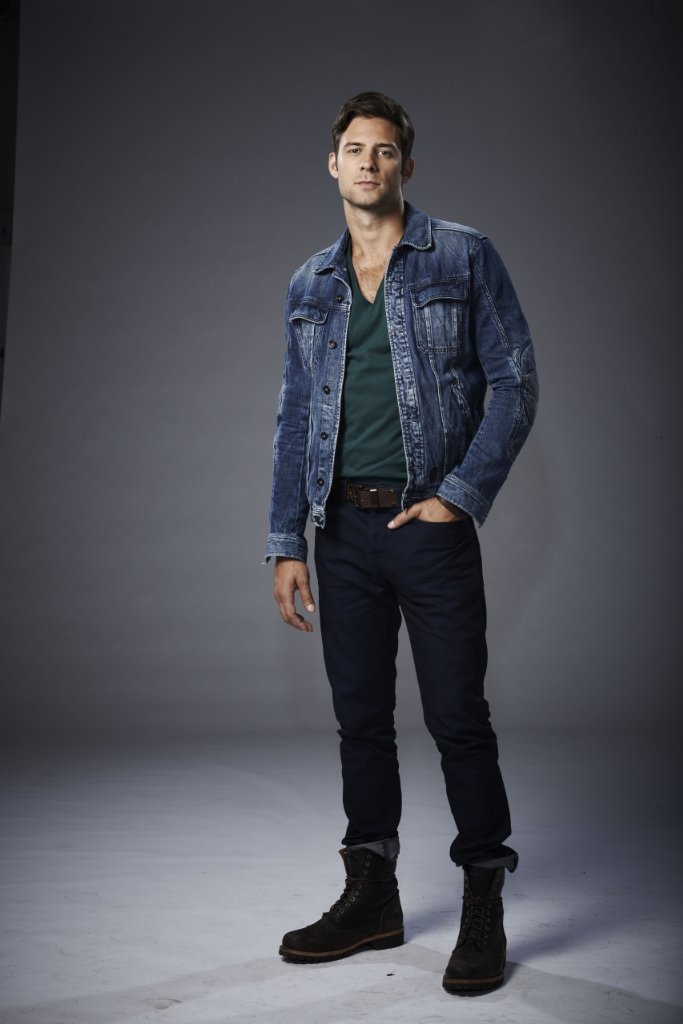 Фото - Стив Ланд: 683x1024 / 55 Кб