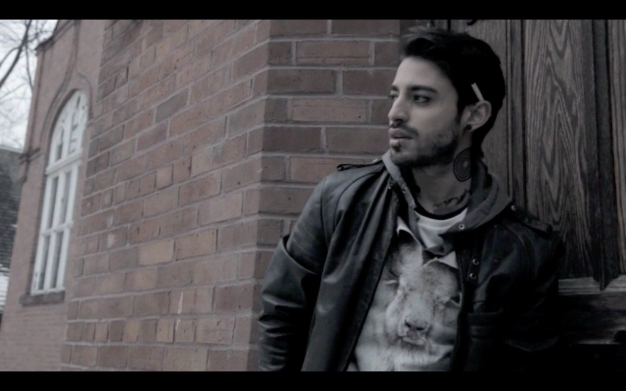 Фото - Джейд Хассун: 1280x800 / 107 Кб