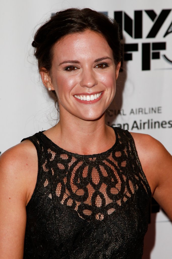 Фото - Лиза Дж. Беннетт: 683x1024 / 134 Кб