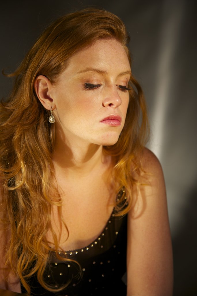 Фото - Кэтлин О’Фриэль: 683x1024 / 83 Кб