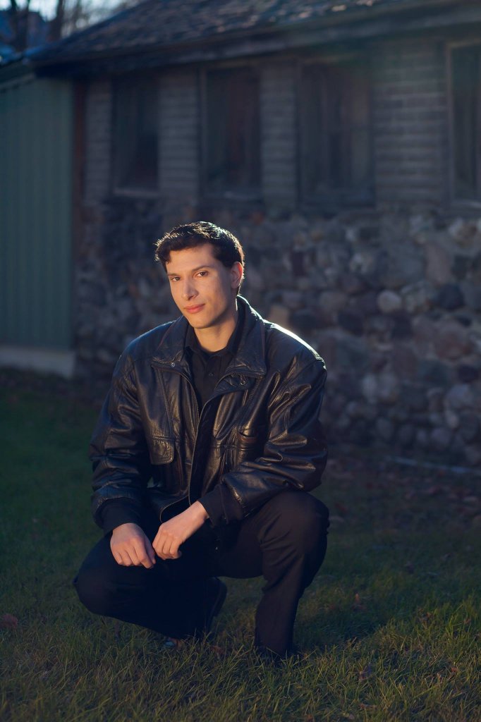 Фото - Кен Холмс: 682x1024 / 86 Кб