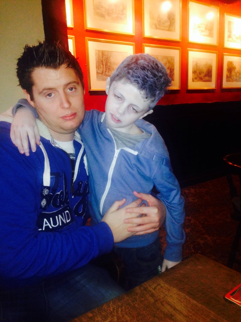 Фото - Тони Крукс: 768x1024 / 119 Кб