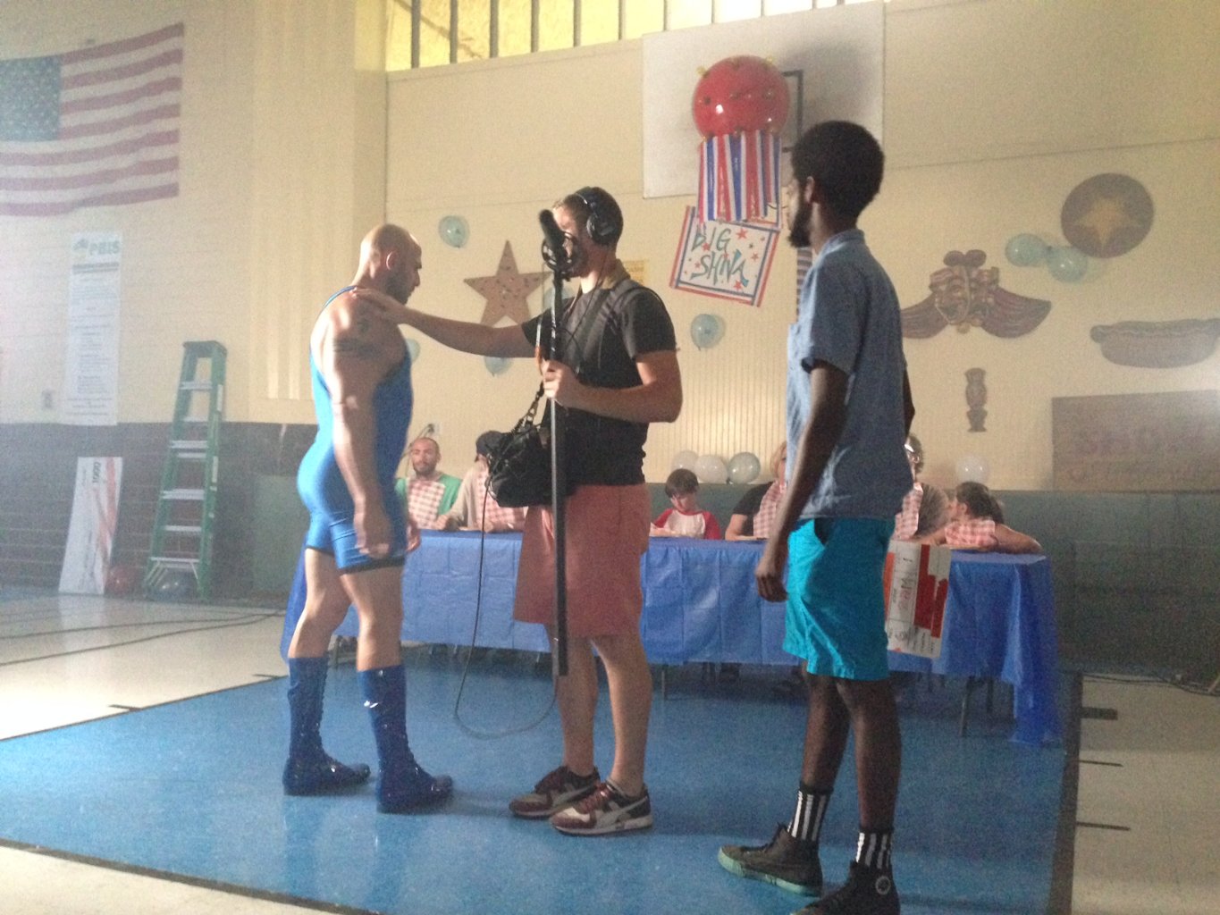 Фото - Аарон В. Уильямсон: 1365x1024 / 216 Кб