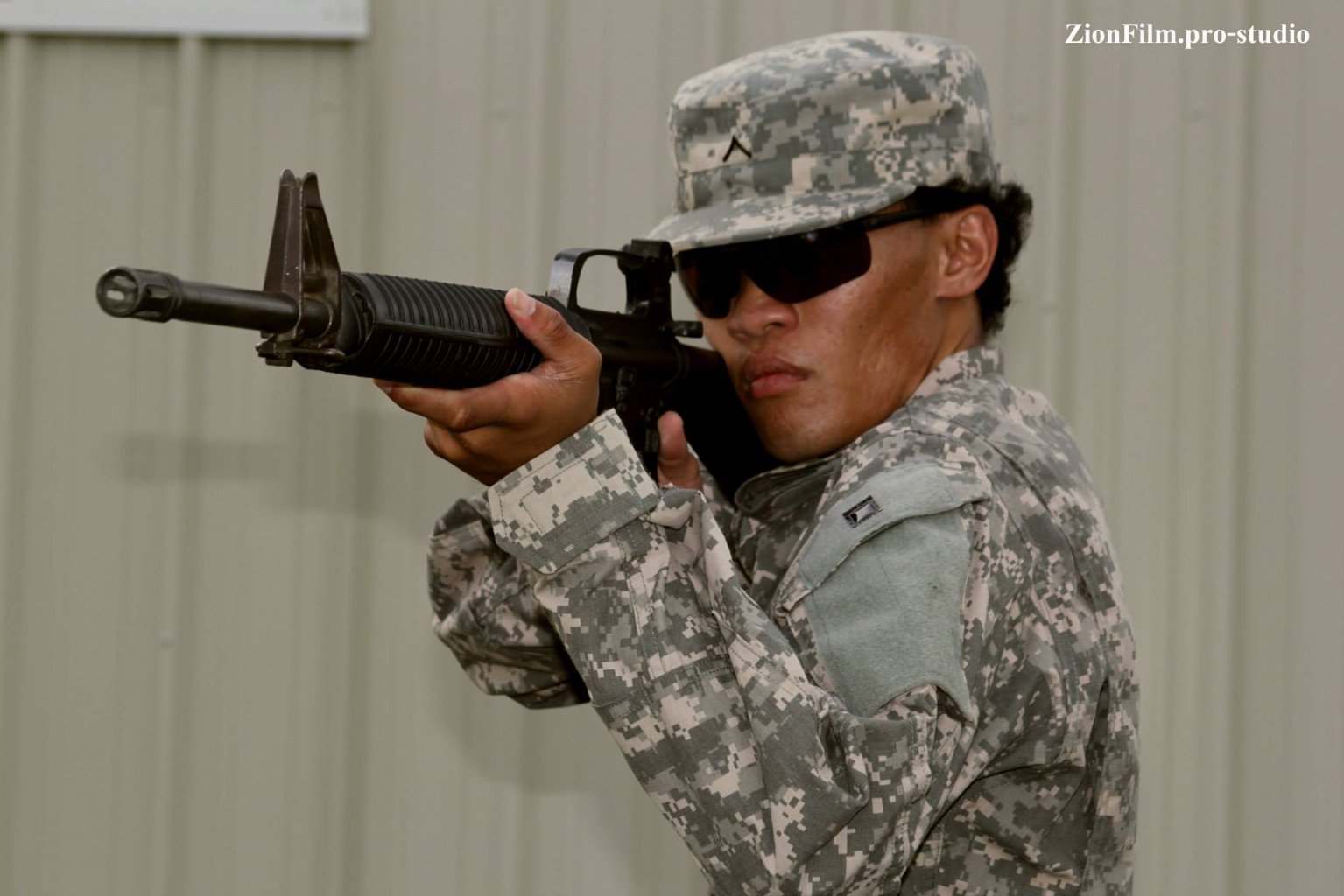 Фото - Ван Брокманн: 1535x1024 / 150 Кб