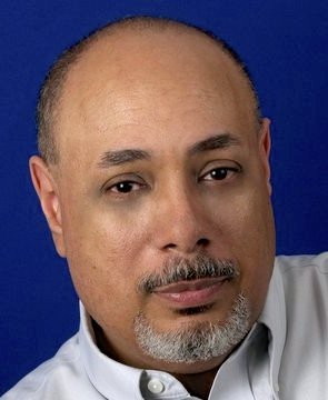 Фото - Винс Эджхилл: 295x360 / 19 Кб