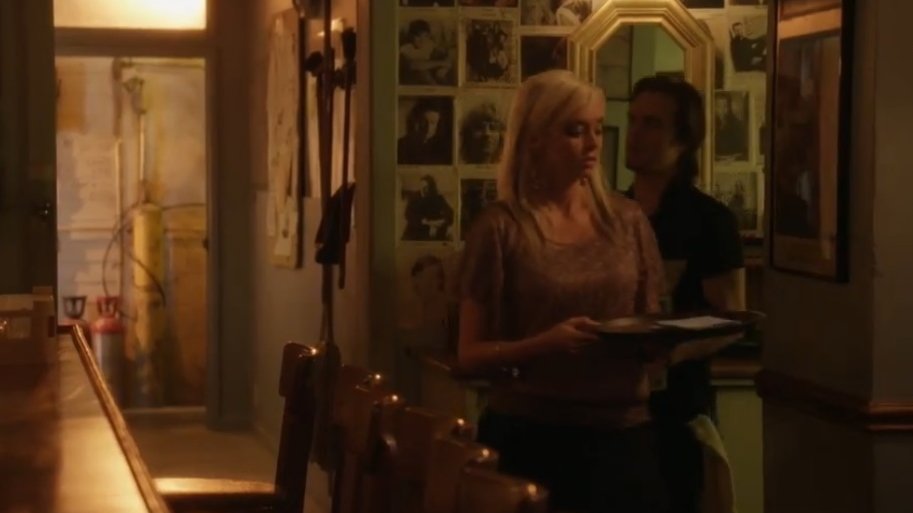 Фото - Анджела Кереч: 913x513 / 44 Кб