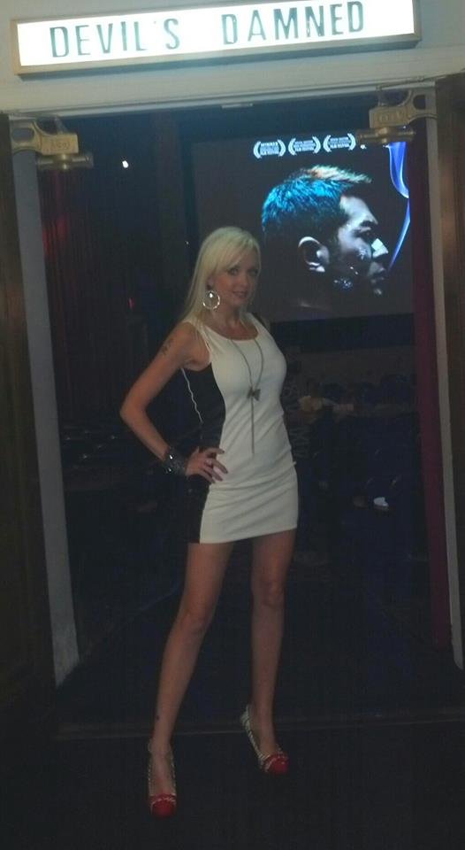 Фото - Анджела Кереч: 526x960 / 40 Кб