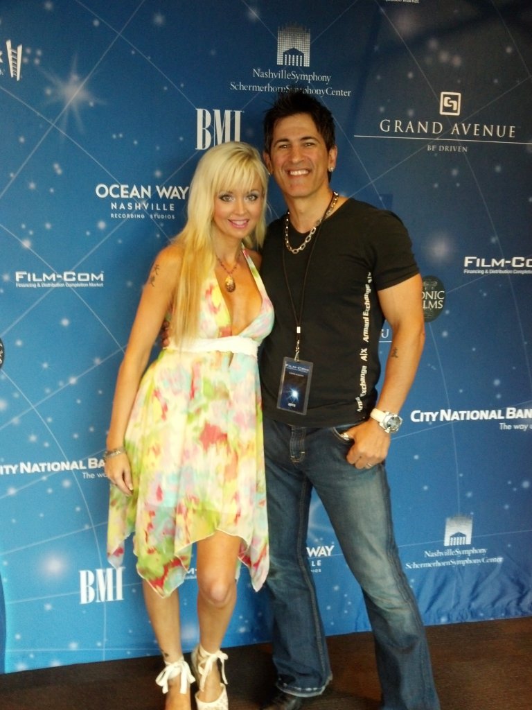 Фото - Бобби Кереч: 768x1024 / 126 Кб