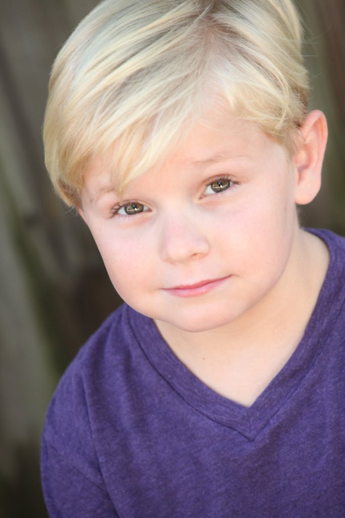 Фото - Броган Нолл: 683x1024 / 77 Кб