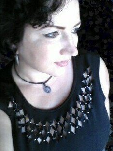 Фото - Нина Мэдор-Митчелл: 234x313 / 18 Кб