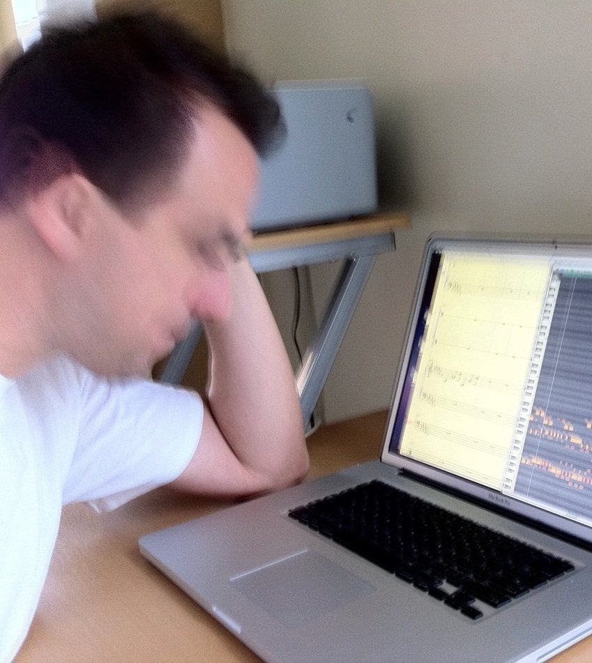 Фото - Карлос Рафаэль Ривера: 849x951 / 123 Кб