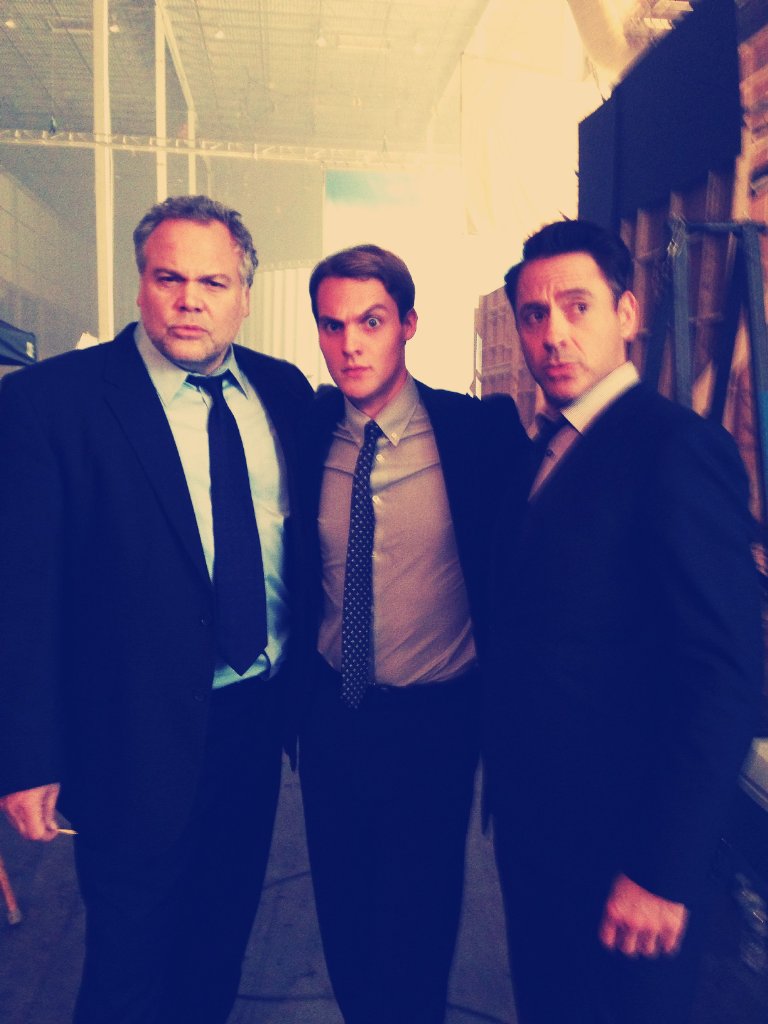 Фото - Пол-Эмиль Сендрон: 768x1024 / 88 Кб