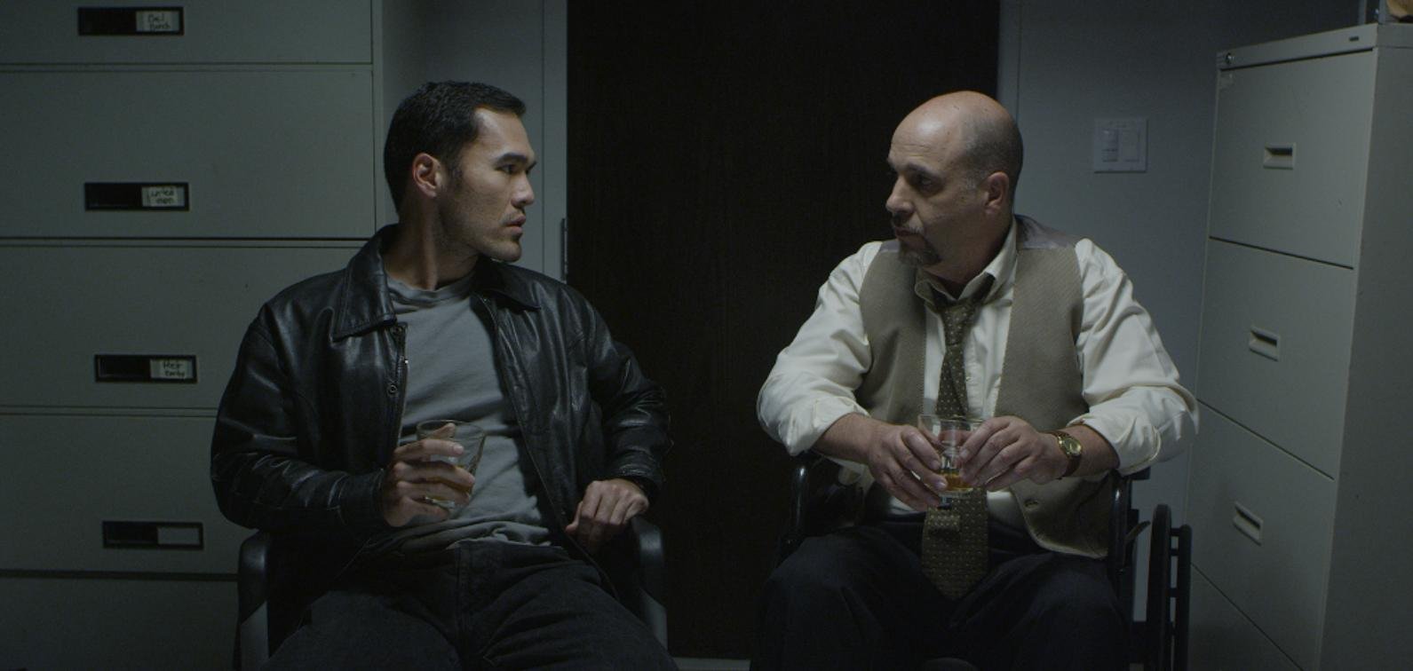 Фото - Robert Dominick Jones: 1591x756 / 83 Кб