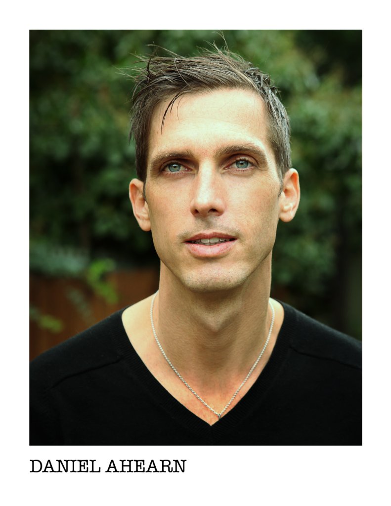 Фото - Дэниэл Эхерн: 791x1024 / 83 Кб