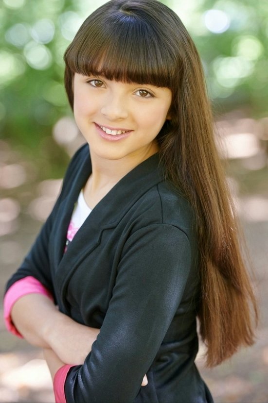 Фото - Ангелина Ангуло: 551x830 / 68 Кб