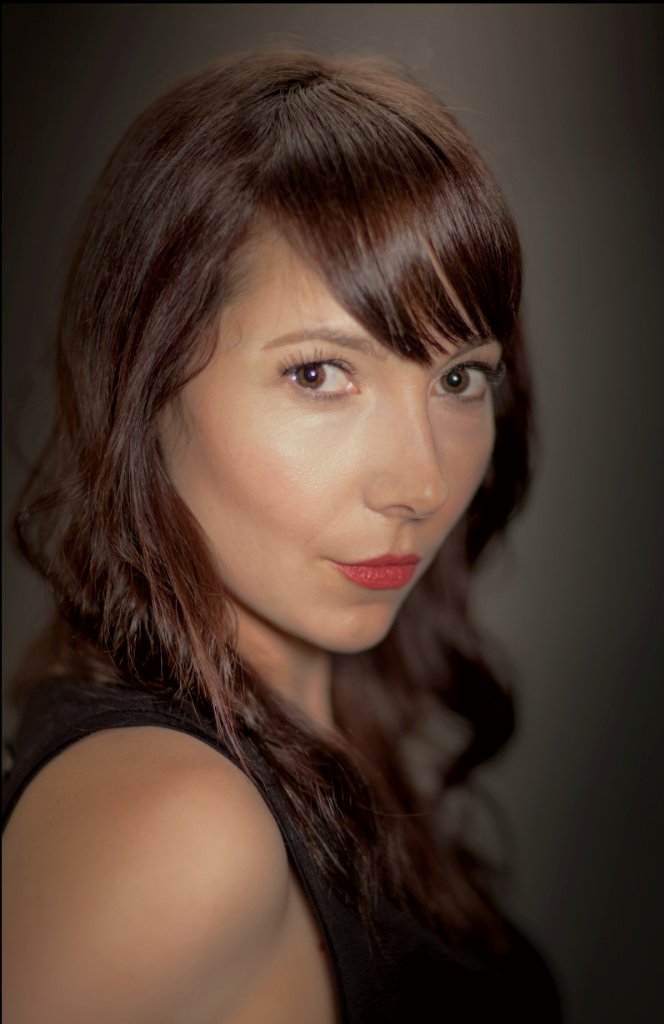 Фото - Эдриэнн Най: 664x1024 / 69 Кб