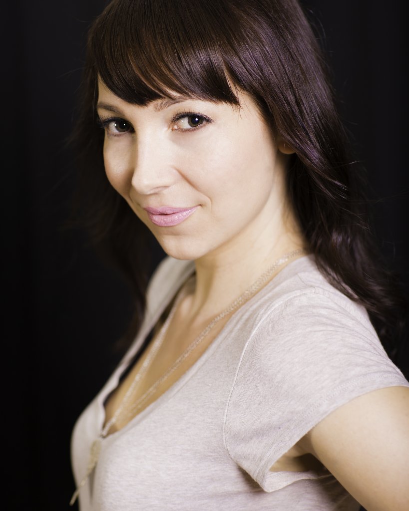 Фото - Эдриэнн Най: 819x1024 / 92 Кб