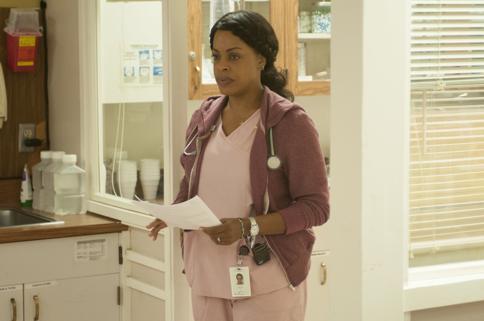 Фото - Ниси Нэш: 1542x1024 / 168 Кб