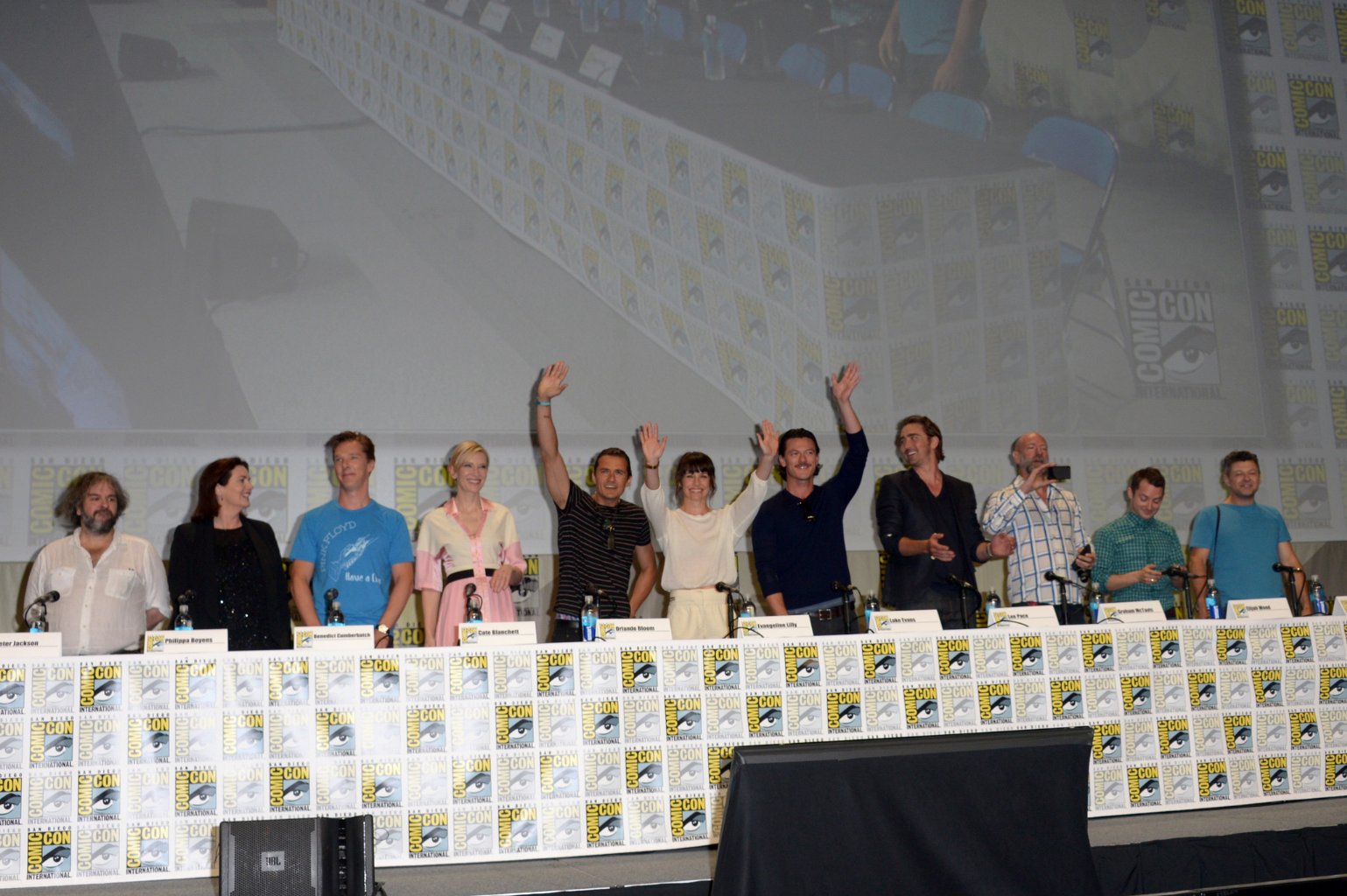 Фото - Грэм МакТавиш: 1539x1024 / 242 Кб