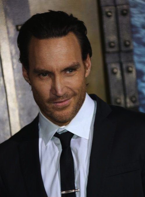 Фото - Каллэн Мулвей: 498x674 / 38 Кб