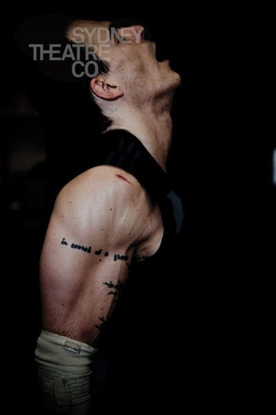 Фото - Сократис Отто: 400x600 / 19 Кб