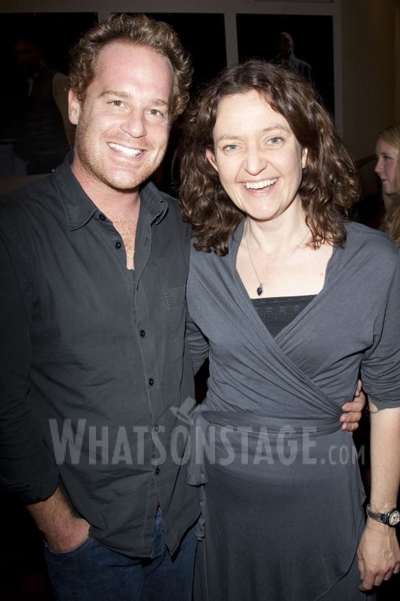 Фото - Адам Джеймс: 584x876 / 75 Кб