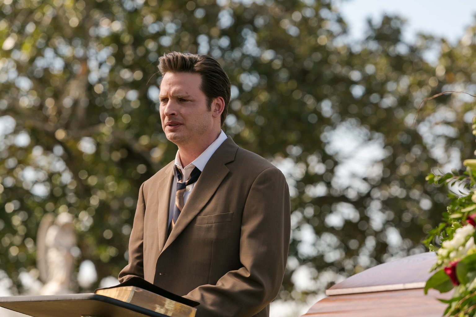 Фото - Аден Янг: 1536x1024 / 204 Кб