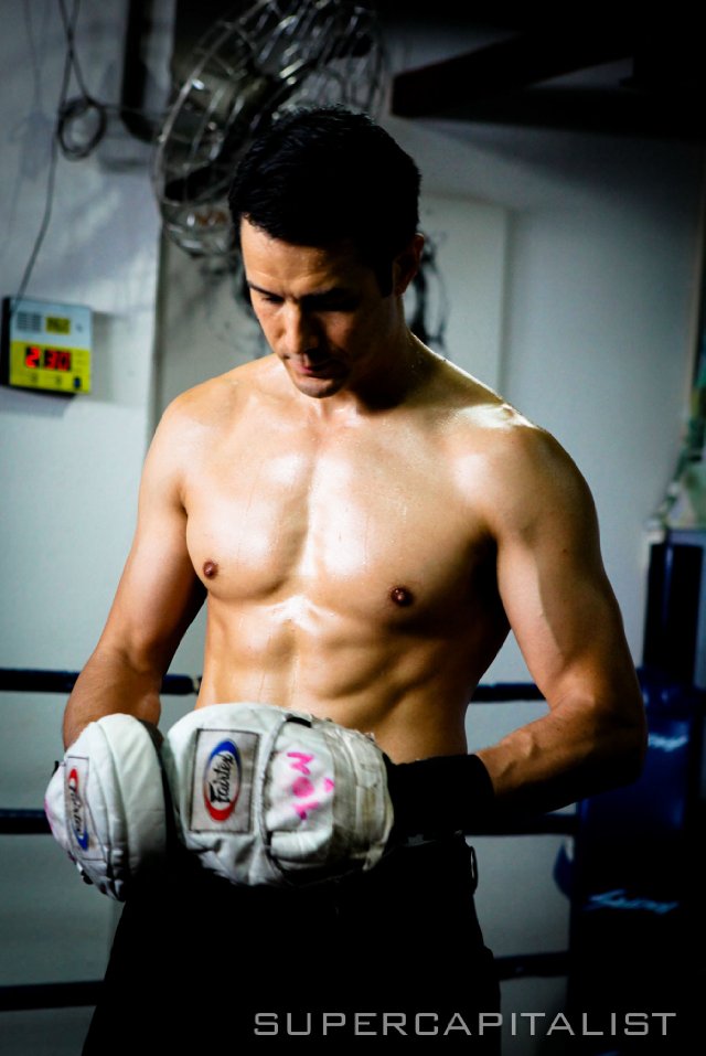 Фото - Даррен Э. Скотт: 640x957 / 74 Кб