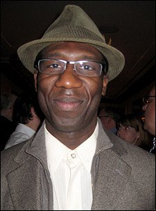 Фото - Расселл Дж. Джонс: 225x305 / 17 Кб