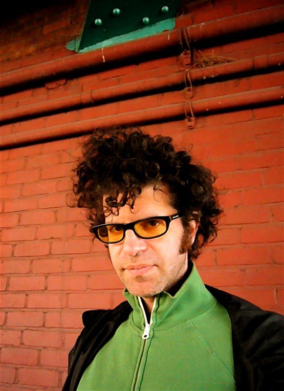 Фото - Дэниэл Рэймонт: 581x800 / 83 Кб