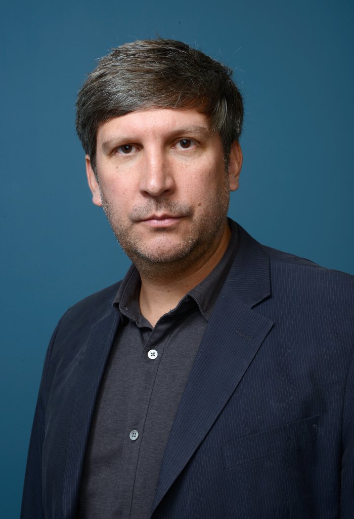 Фото - Джоэл Хопкинс: 700x1024 / 84 Кб