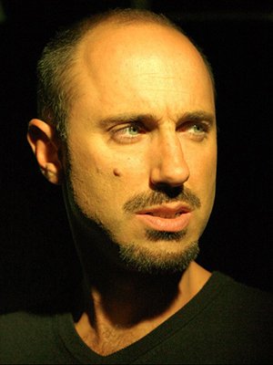 Фото - Алекс Манугян: 300x400 / 20 Кб